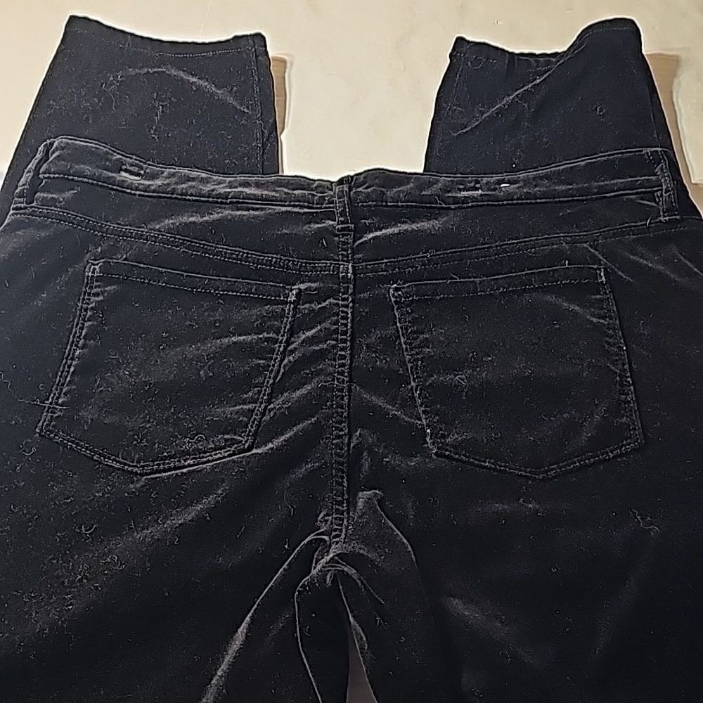Black 5 pocket velvet like pants by "Well Worn" size 16/36 - Picture 4 of 9